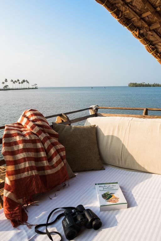 Xandari Riverscapes Alappuzha Екстериор снимка